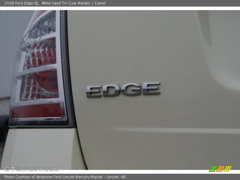 White Sand Tri-Coat Metallic / Camel 2008 Ford Edge SE