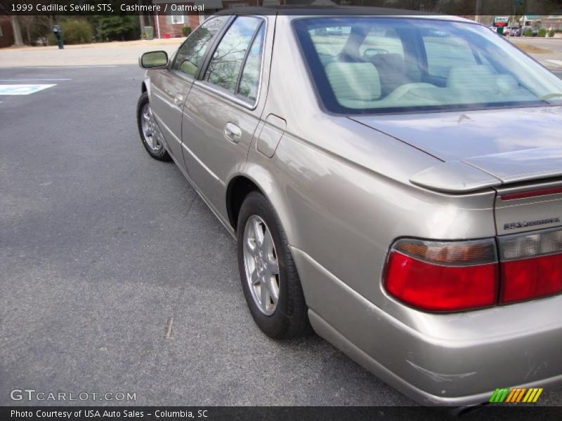 Cashmere / Oatmeal 1999 Cadillac Seville STS