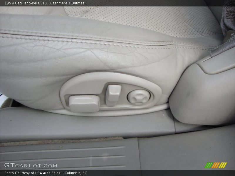 Cashmere / Oatmeal 1999 Cadillac Seville STS