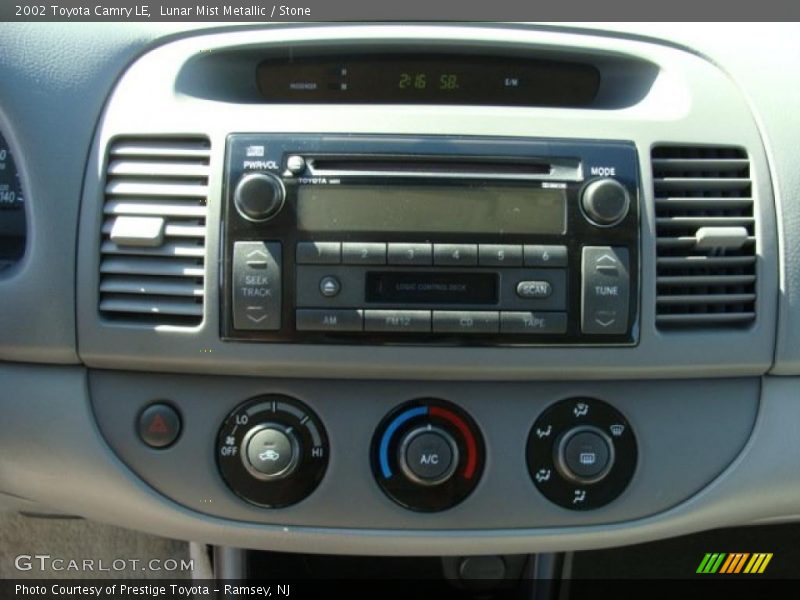 Lunar Mist Metallic / Stone 2002 Toyota Camry LE