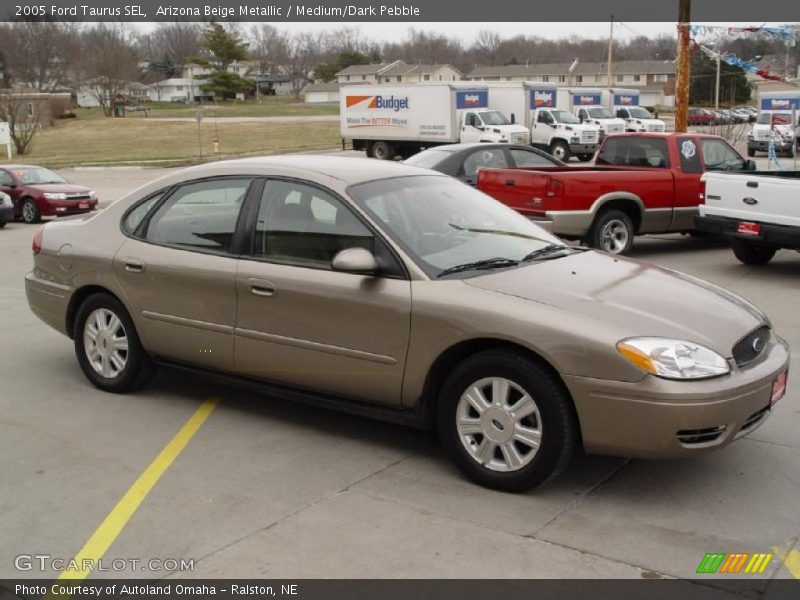 Arizona Beige Metallic / Medium/Dark Pebble 2005 Ford Taurus SEL