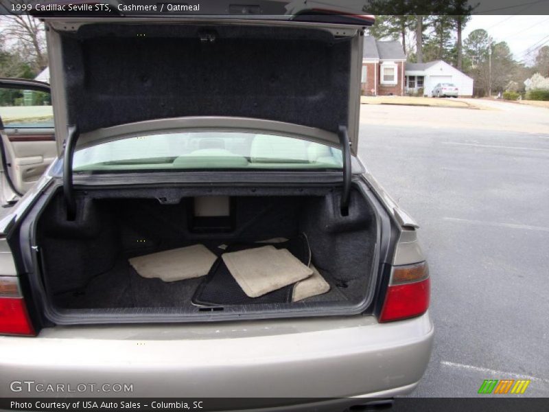 Cashmere / Oatmeal 1999 Cadillac Seville STS
