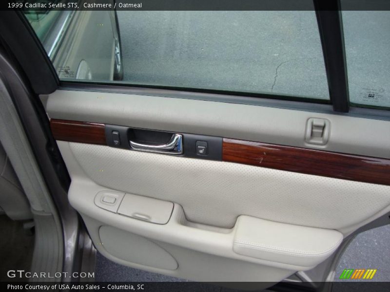 Cashmere / Oatmeal 1999 Cadillac Seville STS
