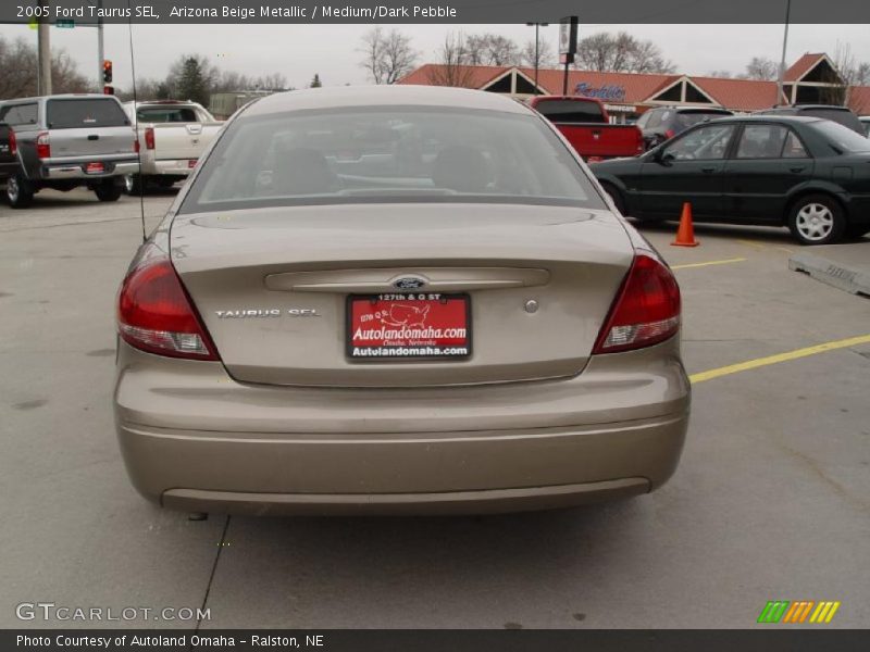 Arizona Beige Metallic / Medium/Dark Pebble 2005 Ford Taurus SEL