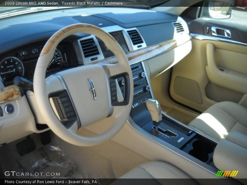 Tuxedo Black Metallic / Cashmere 2009 Lincoln MKS AWD Sedan