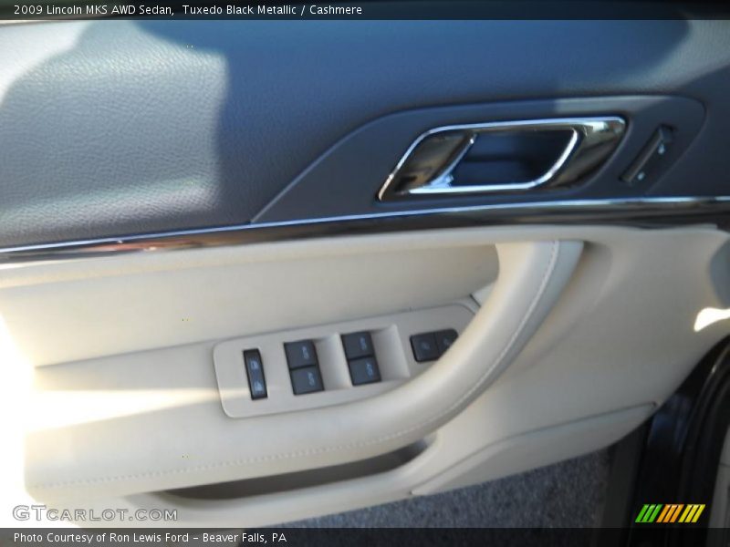 Tuxedo Black Metallic / Cashmere 2009 Lincoln MKS AWD Sedan