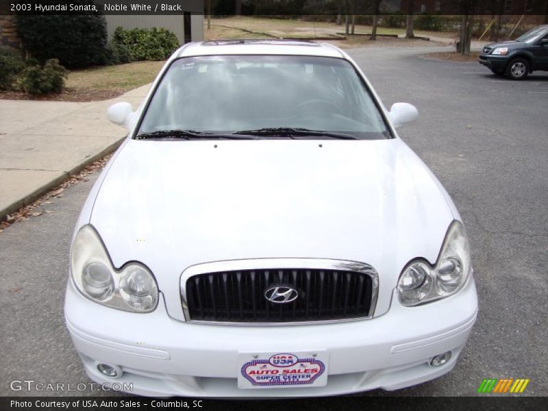 Noble White / Black 2003 Hyundai Sonata