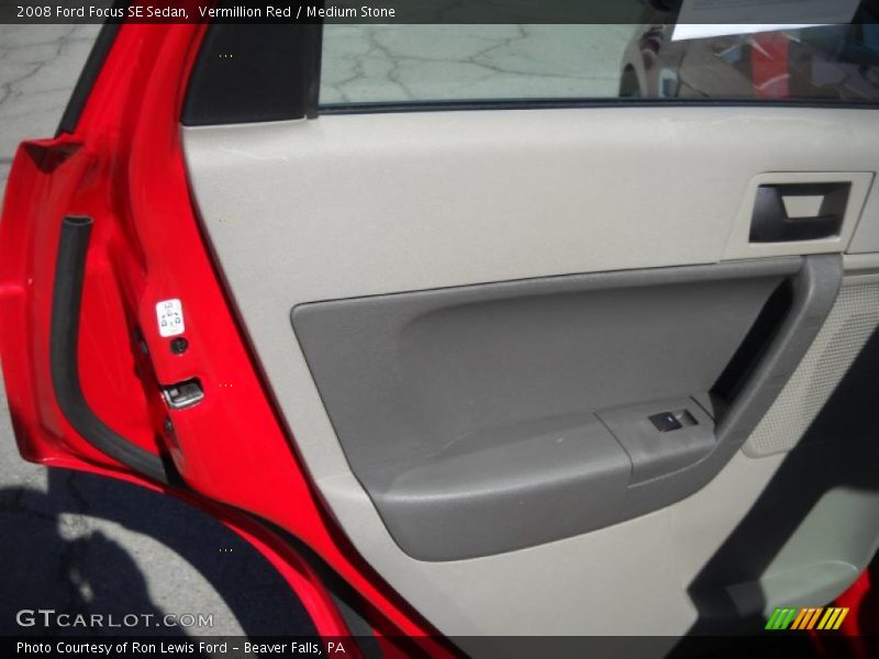 Vermillion Red / Medium Stone 2008 Ford Focus SE Sedan