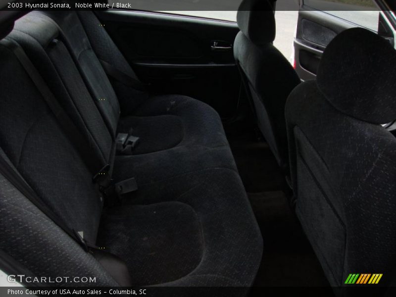 Noble White / Black 2003 Hyundai Sonata