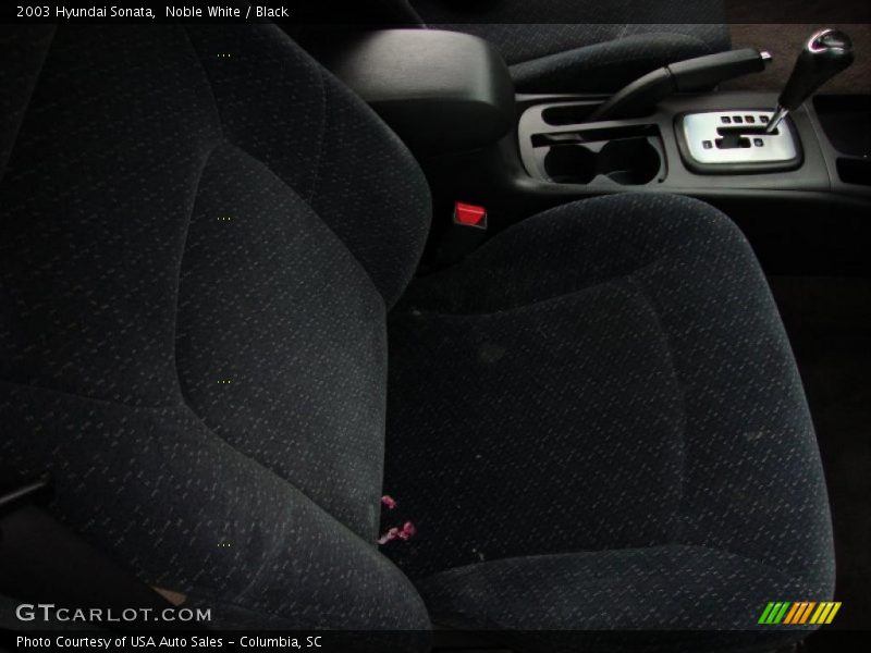 Noble White / Black 2003 Hyundai Sonata