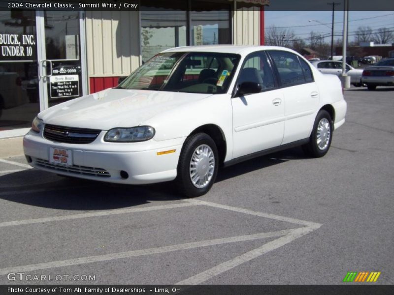 Summit White / Gray 2004 Chevrolet Classic