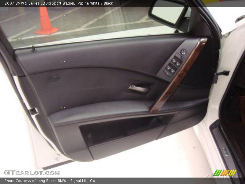 Alpine White / Black 2007 BMW 5 Series 530xi Sport Wagon
