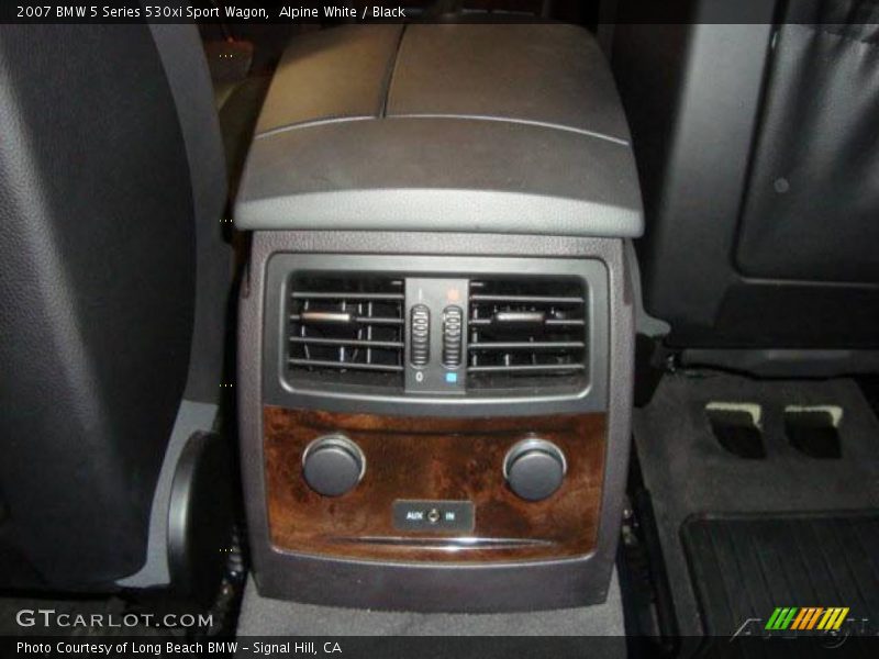 Alpine White / Black 2007 BMW 5 Series 530xi Sport Wagon