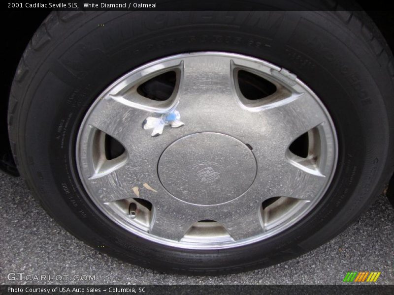 White Diamond / Oatmeal 2001 Cadillac Seville SLS