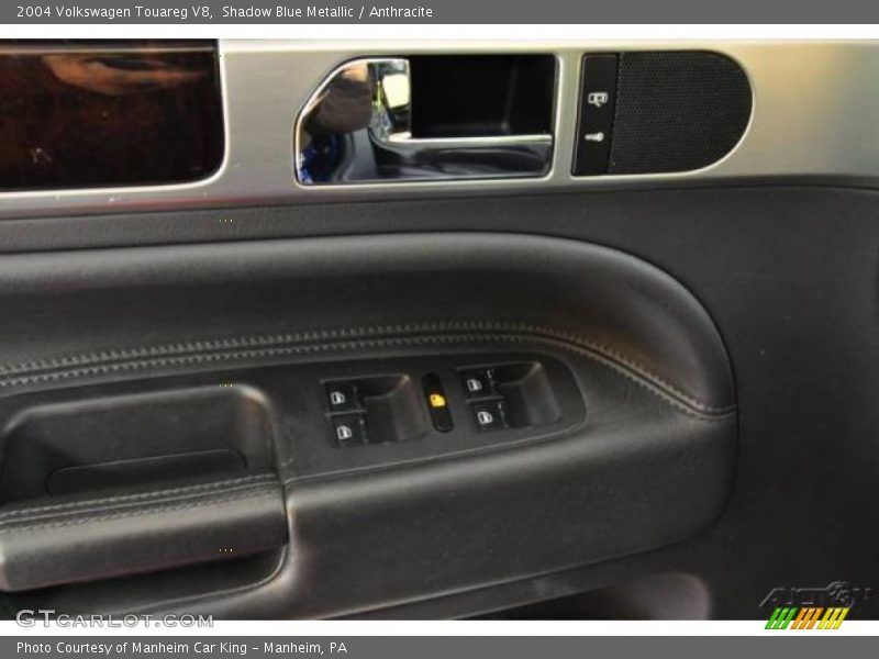 Shadow Blue Metallic / Anthracite 2004 Volkswagen Touareg V8