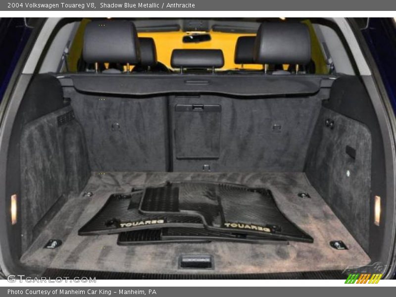 Shadow Blue Metallic / Anthracite 2004 Volkswagen Touareg V8