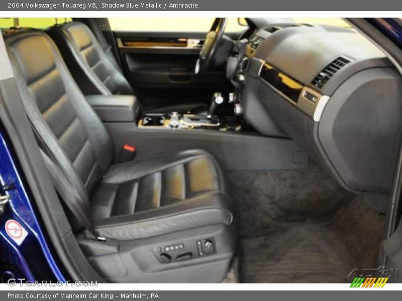 Shadow Blue Metallic / Anthracite 2004 Volkswagen Touareg V8