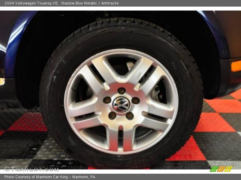 Shadow Blue Metallic / Anthracite 2004 Volkswagen Touareg V8