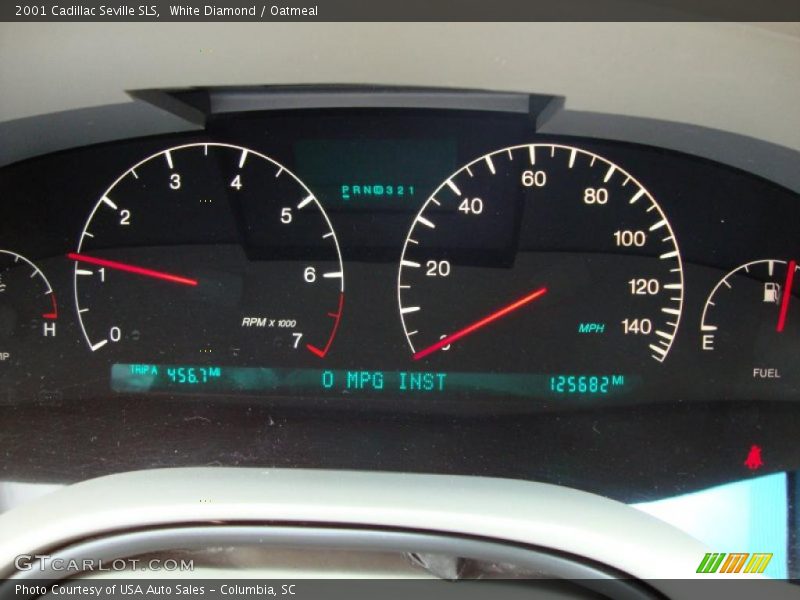 White Diamond / Oatmeal 2001 Cadillac Seville SLS