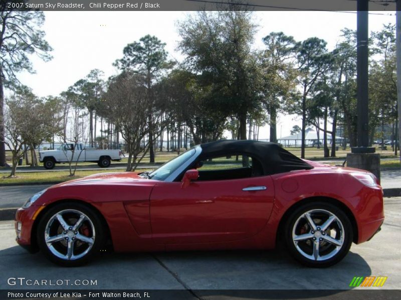 Chili Pepper Red / Black 2007 Saturn Sky Roadster