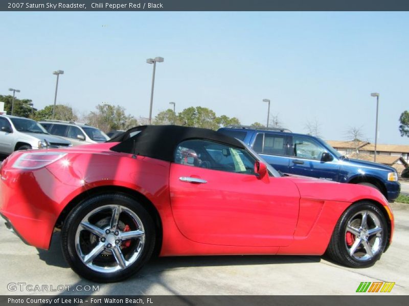 Chili Pepper Red / Black 2007 Saturn Sky Roadster
