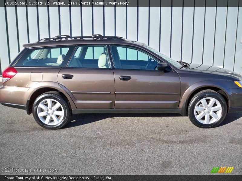 Deep Bronze Metallic / Warm Ivory 2008 Subaru Outback 2.5i Wagon