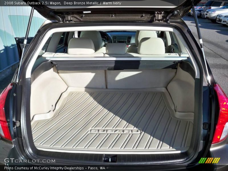 Deep Bronze Metallic / Warm Ivory 2008 Subaru Outback 2.5i Wagon