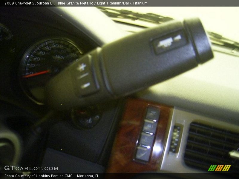 Blue Granite Metallic / Light Titanium/Dark Titanium 2009 Chevrolet Suburban LT