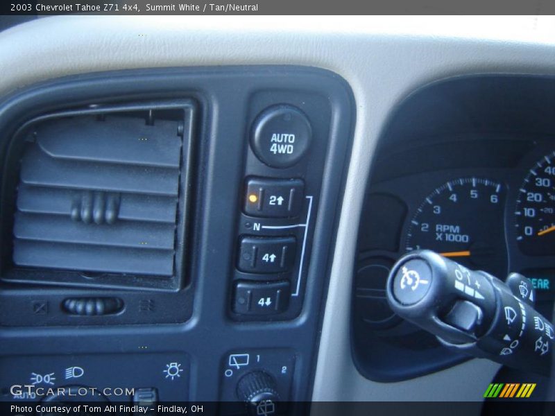 Summit White / Tan/Neutral 2003 Chevrolet Tahoe Z71 4x4