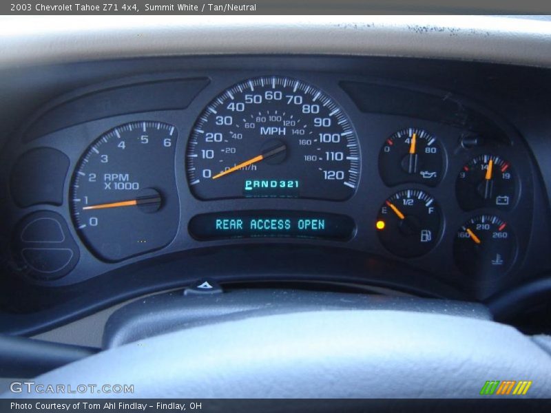 Summit White / Tan/Neutral 2003 Chevrolet Tahoe Z71 4x4