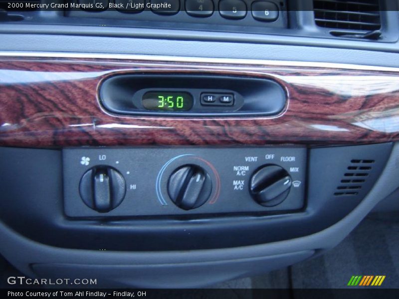 Black / Light Graphite 2000 Mercury Grand Marquis GS