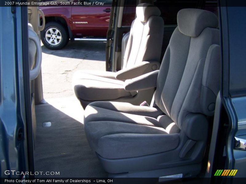 South Pacific Blue / Gray 2007 Hyundai Entourage GLS