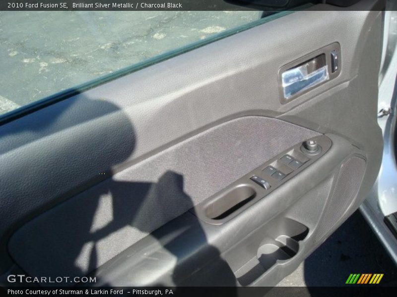 Brilliant Silver Metallic / Charcoal Black 2010 Ford Fusion SE