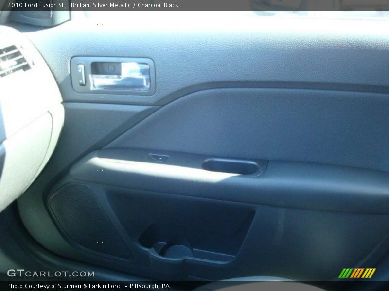 Brilliant Silver Metallic / Charcoal Black 2010 Ford Fusion SE