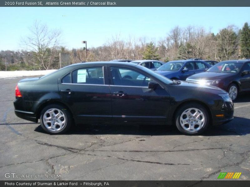 Atlantis Green Metallic / Charcoal Black 2010 Ford Fusion SE