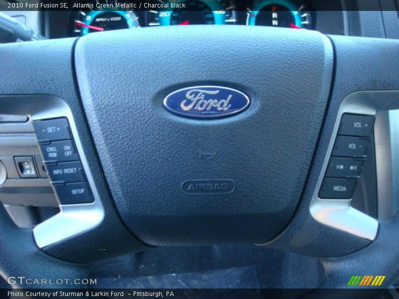Atlantis Green Metallic / Charcoal Black 2010 Ford Fusion SE