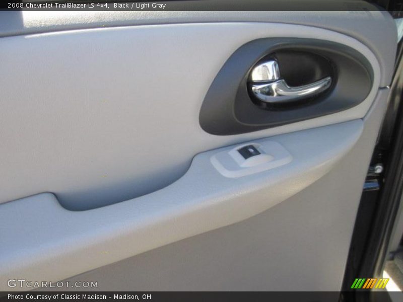 Black / Light Gray 2008 Chevrolet TrailBlazer LS 4x4