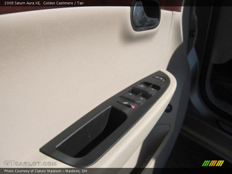 Golden Cashmere / Tan 2008 Saturn Aura XE