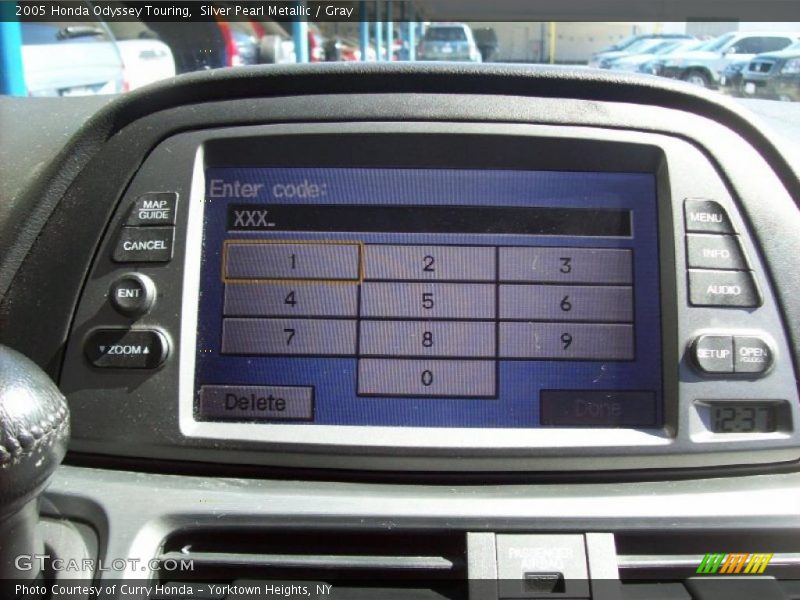 Silver Pearl Metallic / Gray 2005 Honda Odyssey Touring
