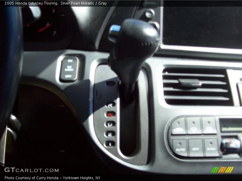 Silver Pearl Metallic / Gray 2005 Honda Odyssey Touring