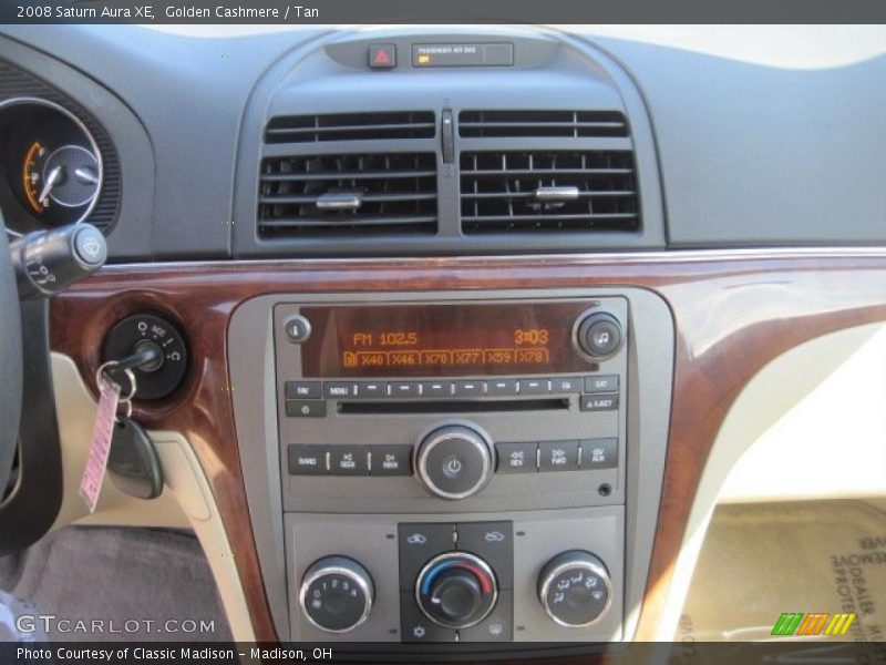 Golden Cashmere / Tan 2008 Saturn Aura XE