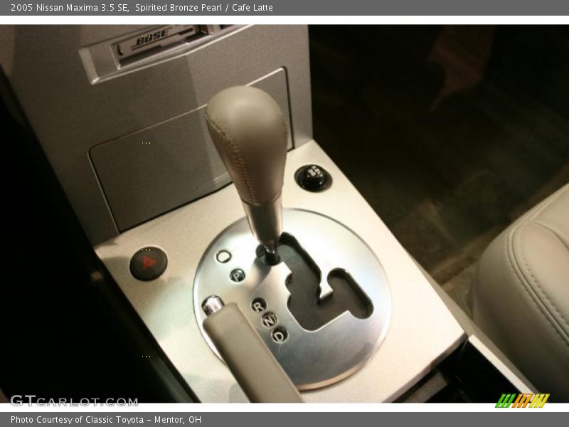 Spirited Bronze Pearl / Cafe Latte 2005 Nissan Maxima 3.5 SE