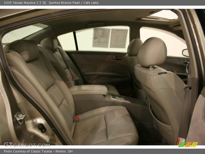 Spirited Bronze Pearl / Cafe Latte 2005 Nissan Maxima 3.5 SE
