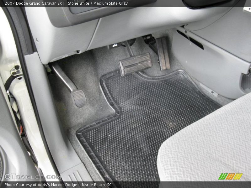 Stone White / Medium Slate Gray 2007 Dodge Grand Caravan SXT