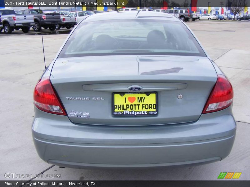 Light Tundra Metallic / Medium/Dark Flint 2007 Ford Taurus SEL