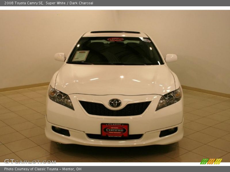 Super White / Dark Charcoal 2008 Toyota Camry SE