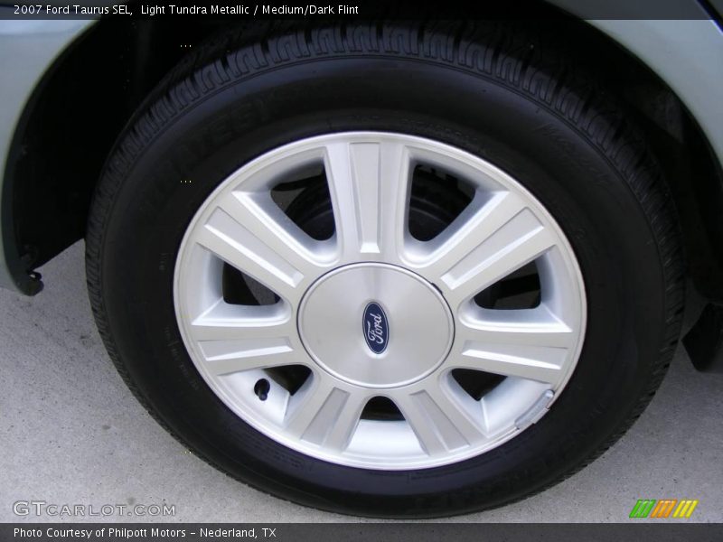 Light Tundra Metallic / Medium/Dark Flint 2007 Ford Taurus SEL