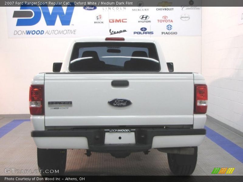 Oxford White / Medium Dark Flint 2007 Ford Ranger Sport Regular Cab