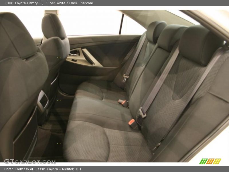Super White / Dark Charcoal 2008 Toyota Camry SE