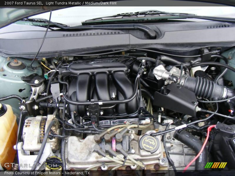 Light Tundra Metallic / Medium/Dark Flint 2007 Ford Taurus SEL